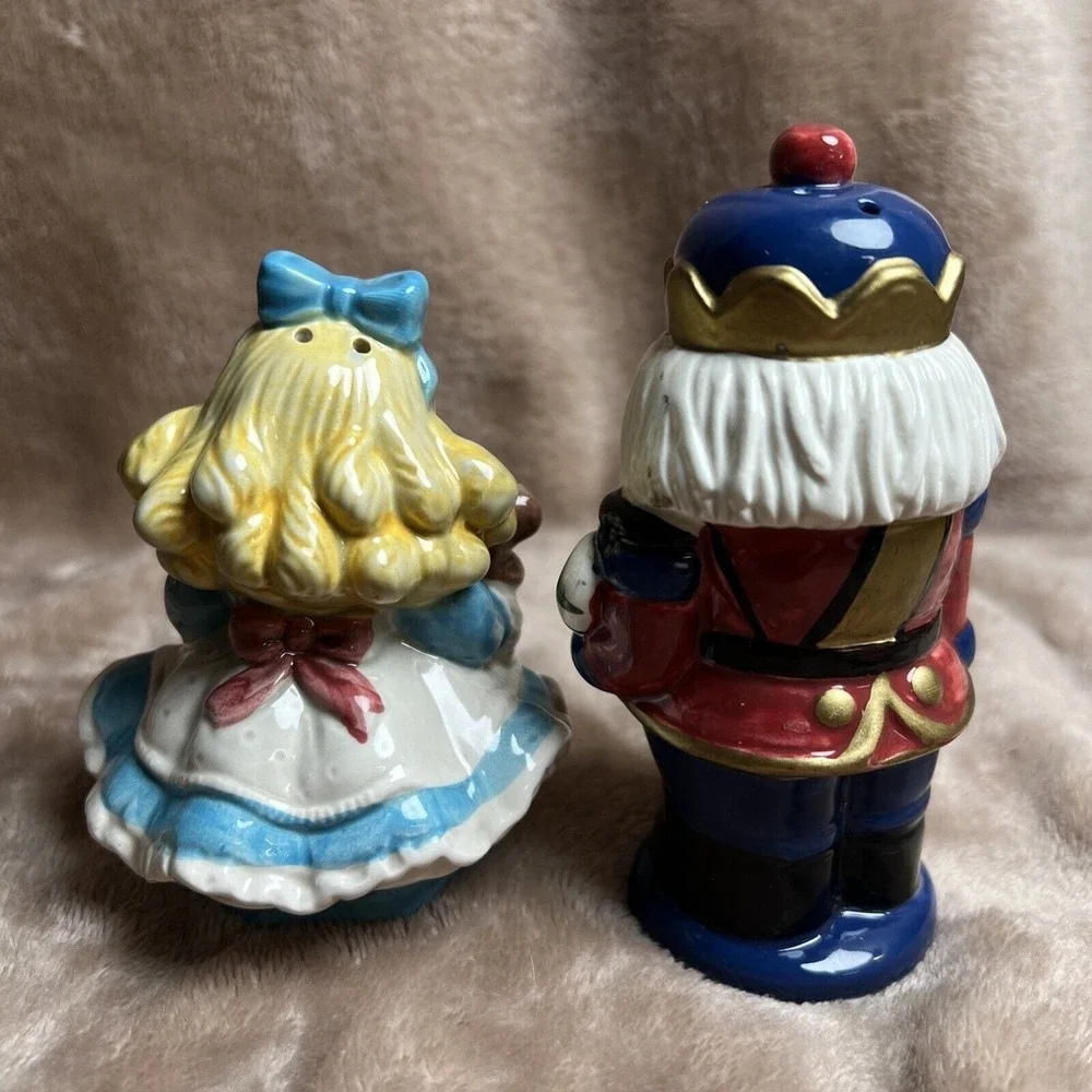Fitz Floyd Vintage 1992 Nutcracker and Girl Salt and Pepper Shakers Set Blue Red